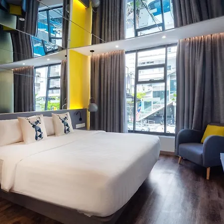 Apple Hotel Times Square George Town Exterior photo