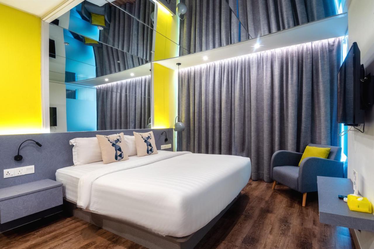 Apple Times Square Hotel George Town