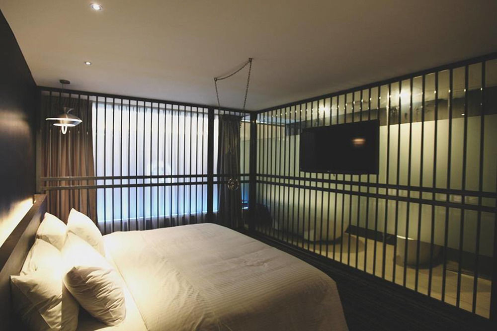 Apple Times Square Hotel